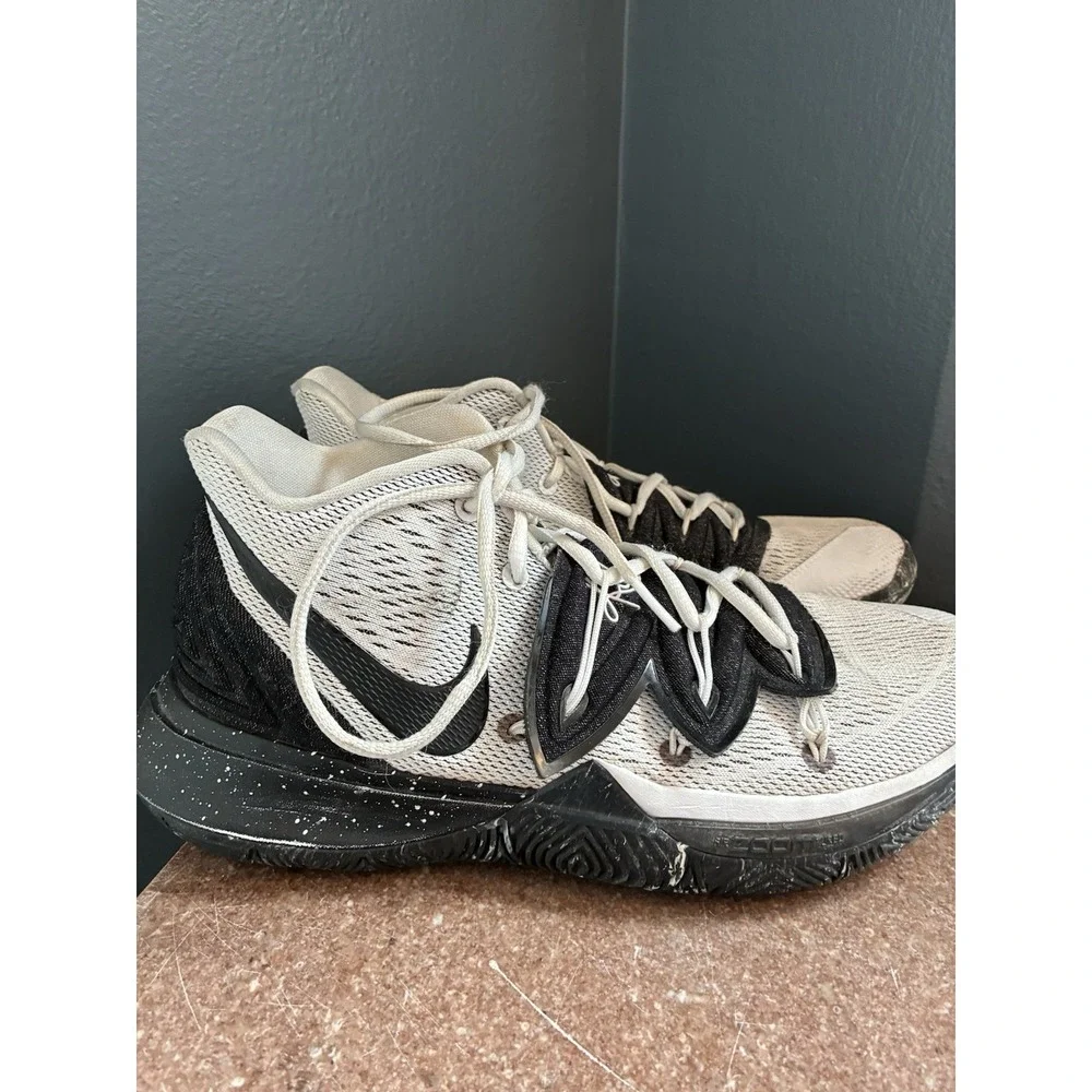 Nike Kyrie 5 